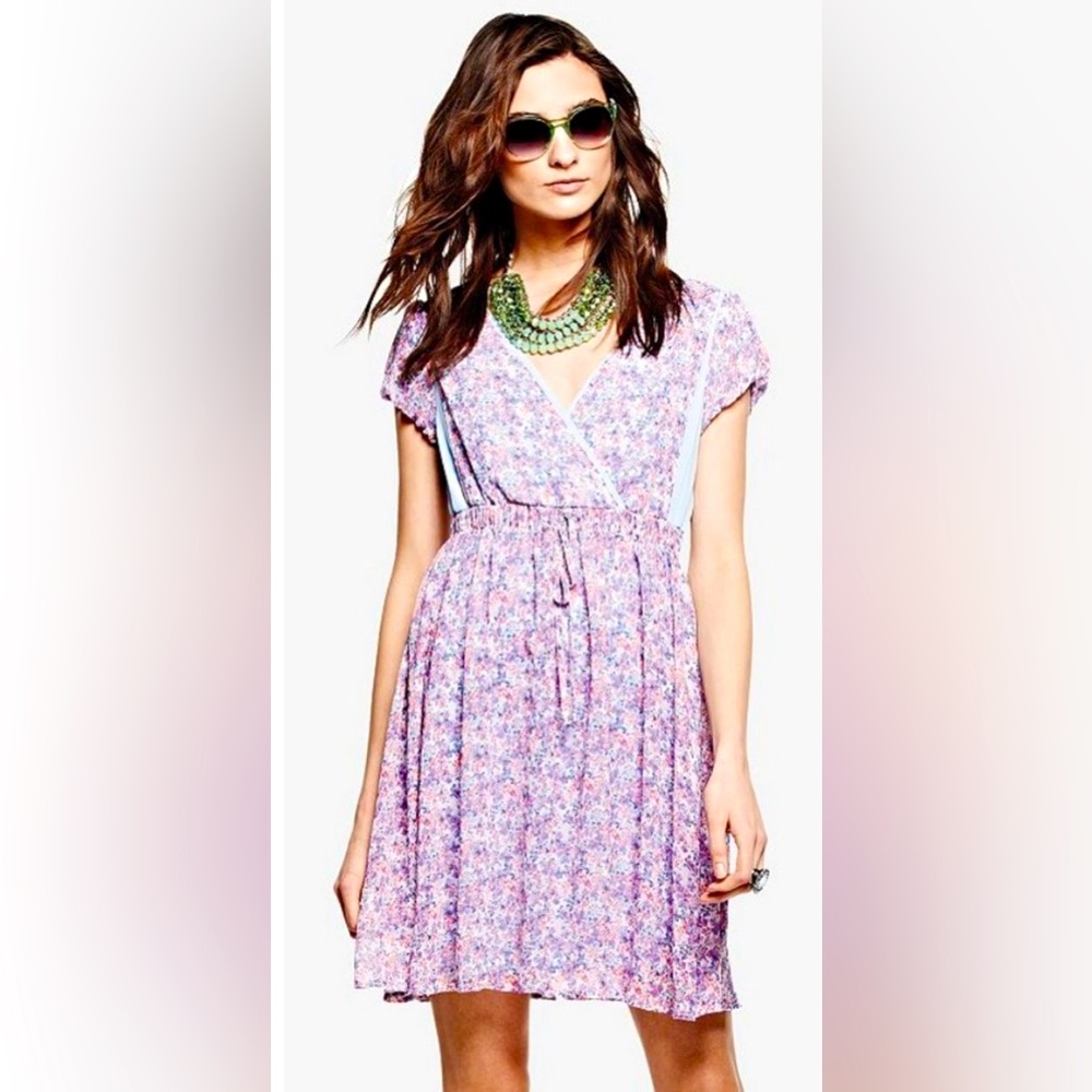 Princess by Vera Wang surplus dress💜